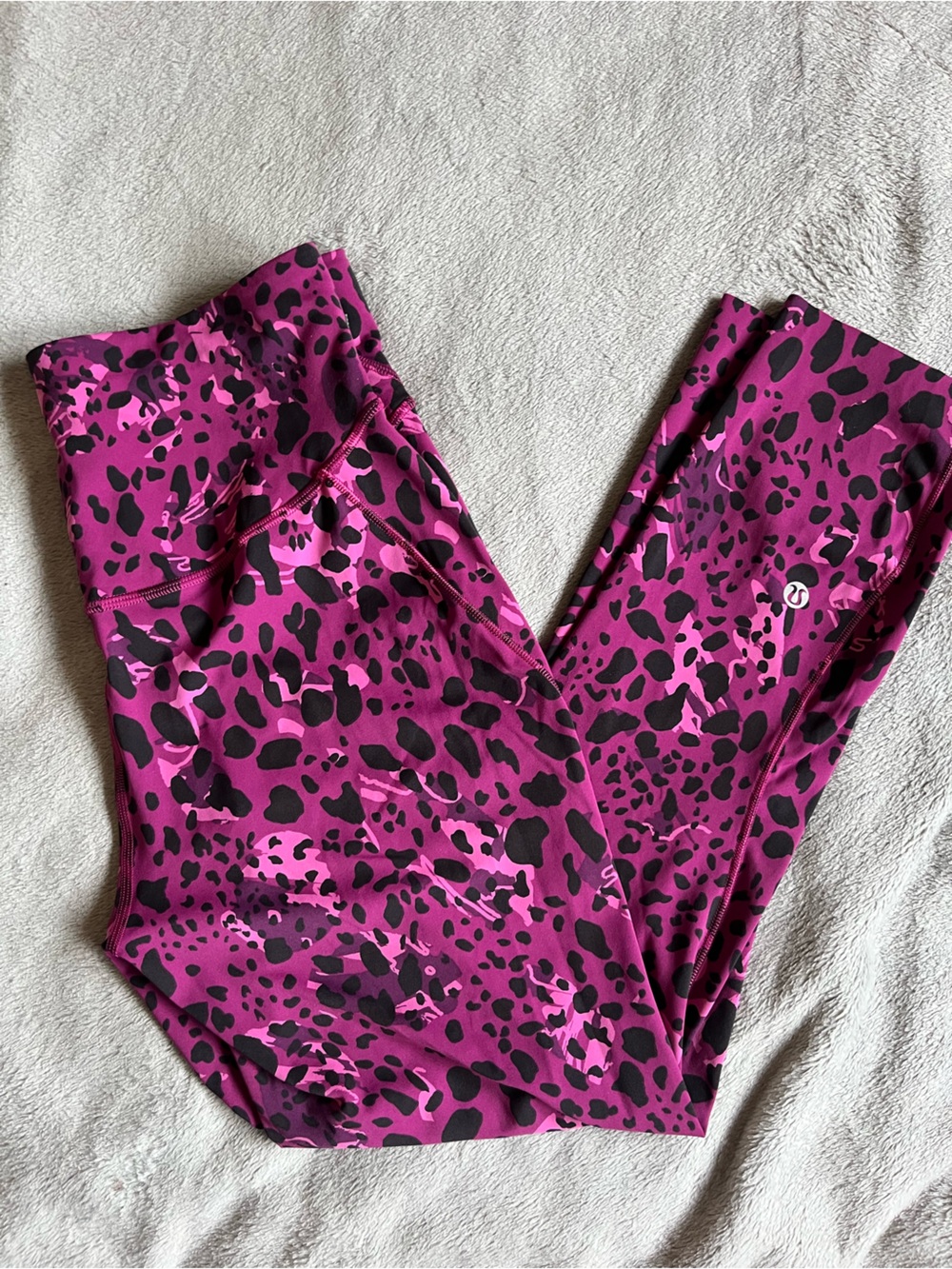 Lululemon Base Pace High-Rise Crop 23" Leggings size 6